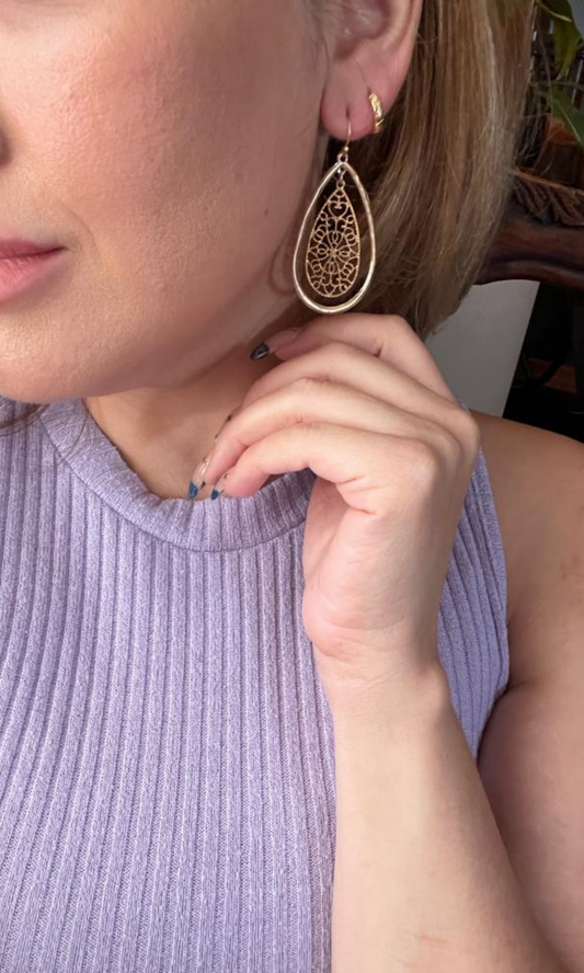 Teardrop Filigree Dangle Drop Earrings