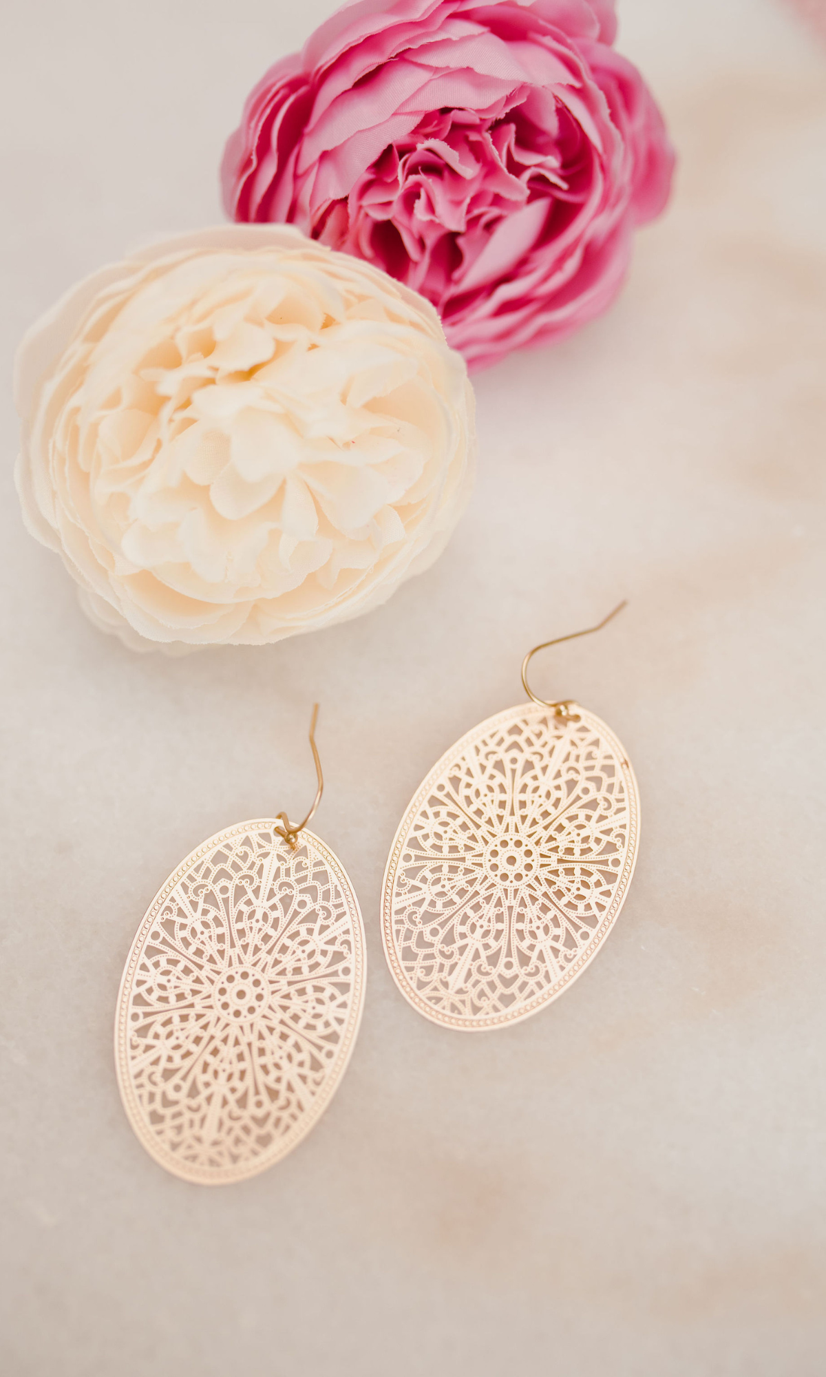 Oval Filigree Dangle Earrings